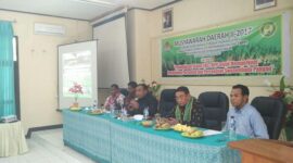 Bupati TTU, Raymundus Sau fernandez menjadi Pembicara dalam Musyawarah Daerah II 2017 Forum Tenaga Harian Lepas Tenaga Bantu Penyuluh Pertanian Provinsi NTT