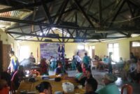 ratusan masyarakat di kecamatan Miomaffo Barat ikut pengobatan gratis yang diselenggarakan oleh Anggota DPR RI dari Fraksi Nasdem, Kristiana Muki
