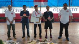 Pelantikan Kepengurusan komunitas Manusia Basket Indonesia Bandung yang dipimpin oleh Sekjen Chapter Bandung yakni Ato Suharto Suryadi, eks legenda pemain basket Hadtex Bandung di home base MBI Bandung yang berpusat dilapangan basket ITC Kebon Kelapa, Bandung, Jawa Barat/Foto Dana