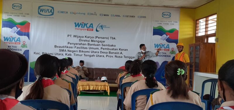  Wika Mengajar   dipusatkan di SMA Negeri Bikomi Utara ,TTU/Foto Yuven Abi
