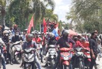 Kelompok Cipayung (GMNI, PMKRI, dan GMKI) Kefamenanu Gelar Aksi (Foto: Yuven Abi/Savanaparadise.com)