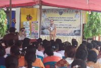 Bupati TTU, Drs.Djuandi David, memberikan sambutan pada acara peresmian Taman Literasi Insana (Foto: Yuven Abi/Savanaparadise.com)