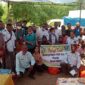 Pose bersama seluruh anggota TPP dengan warga difabel di desa Sono, Kecamatan Bikomi Tengah Kabupaten TTU (Foto : Yuven Abi/ Savana paradise.com)