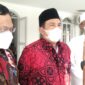 Kepala BPIP, Yudian Wahyudi saat memberikan keterangan kepada awak media usai Sholat Jumat di Masjid AR. RABITHAH yang didampingi Bupati Djafar Achmad, Jumat 10 Desember 2021 (Foto: Chen Rasi/Savanaparadise.com)
