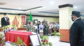 Upacara Secara Kedinasan Pelepasan Jenazah Alm. Frans Lebu Raya (Mantan Gubernur NTT Dua Periode) di Lantai 1 Kantor Gubernur NTT (Istimewa)