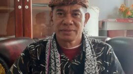 Hendrik F. Bana, SH, Ketua DPRD Kabupaten TTU, sekaligus ketua termandat Partai Nasdem TTU (Foto : Yuven Abi/Savanaparadise.com