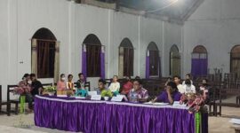 Kegiatan perlombaan dalam memperingati kesengsaraan Tuhan Yesus Kristus yang di gelar Ebenhaezer Depe (Foto: Dule Dubu/Savanaparadise.com)