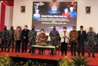 Pose bersama Ketua Dewan Pengarah BPIP Saresehan Pembinaan Mental Ideologi 2022 bersama Staf TNI AL (Foto: BPIP)