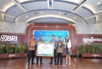  kiri ke kanan: Amam Sukriyanto - Direktur Small & Medium Business BRI, Agus Noorsanto - Direktur Institutional & Wholesale Business BRI
Kazim Hasnain - Presiden Direktur PT Syngenta Indonesia Ronnie Keh - Direktur PT Syngenta Indonesia Rafaela Arancibia - NFE Omnichannel & Customer Experience Lead Syngenta Asia Pacific