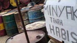 Gambar ilustrasi soal kelangkaan minyak tanah di Ende