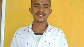 Thomas Alva Edison Remba, Mahasiswa yang juga adalah Ketua BEM Uniflor Ende (Foto: Chen Rasi/Savanaparadise.com)