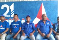 DPC Partai Demokrat Kabupaten Ende saat konferensi pers terkait pembukaan pendaftaran bakal calon legislatif di Sekretarian DPC Partai Demokrat (Foto: Chen Rasi/Savanaparadise.com)
