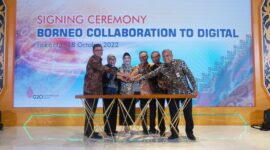 *Borneo Collaboration* -- 
1. Direktur Technology dan Operations BNI Toto Prasetyo
2. Direktur Consumer Banking BNI Corina Leyla Karnalies 
3. Wakil Direktur Utama BNI Adi Sulistyowati 
4. Direktur Pemasaran Bank Kalbar Dedi Supriadi
5. Direktur Utama Bank Kaltimtara Muhammad Yamin
6. Direktur Utama Bank Kalsel Hanawijaya

 dalam Penandatanganan MoU dilakukan di Ballroom Menara BNI pejompongan, Jakarta, Selasa (18/10/2022).

Langkah ini menjadi sinergi dan solusi terbaik yang dibutuhkan untuk melengkapi kebutuhan perluasan channel digital bank daerah khususnya bagi peningkatan layanan digital kepada masyarakat.Foto Dok BNI