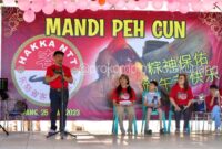 Penjabat Wali Kota Kupang, George M. Hadjoh, SH saat memberikan sambutan pada perayaan Pen Cun (Foto: Prokopim Kota Kupang)