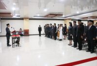 Pj. Gubernur NTT Ayodhia G. L. Kalake, SH melantik dan mengukuhkan 27 Pejabat Pimpinan Tinggi Pratama Lingkup Pemerintah Provinsi NTT (Foto: Dio Ceunfin)
