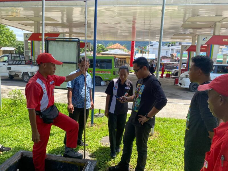 Polres Ende Lakukan Sidak di SPBU (Foto: Humas Polres Ende) 