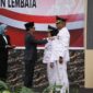 Penjabat Gubernur NTT, Ayodhia Kalake resmi melantik Penjabat Bupati Flores Timur dan Lembata (Foto: Dio Ceunfin)