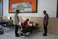 Polres Ende gelar donor darah songsong HUT Bhayangkara ke 78 (Foto: Chen Rasi/Savanaparadise.com