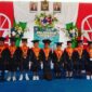 Pose bersama Siswa Siswi Kober Fajar Pagi usai di Wisuda (Foto: Chen Rasi/Savanaparadise.com)