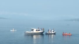 Tim SAR Gabungan sedang melakukan penyisiran diseputaran pantai Kotak Raja (Foto: Chen Rasi/Savanaparadise.com)