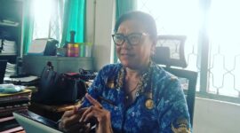 Plt. Kepala Dinas Pemberdayaan Masyarakat Desa (DPMD) Kabupaten Ende, Ida Muda Mite (Foto: Chen Rasi/SP)