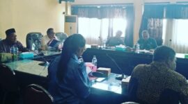 Rapat Kerja Pansus DPRD Ende bahas LKPJ Bupati tahun 2024 (Foto: Chen Rasi/SP)