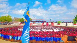 Ribuan Pelajar yang terdiri dari SMA/SMK dan SMP di Kota Ende ikut Tarian Gawi Massal Dalam momen Hardiknas 2025 (Foto:Chen Rasi/SP)