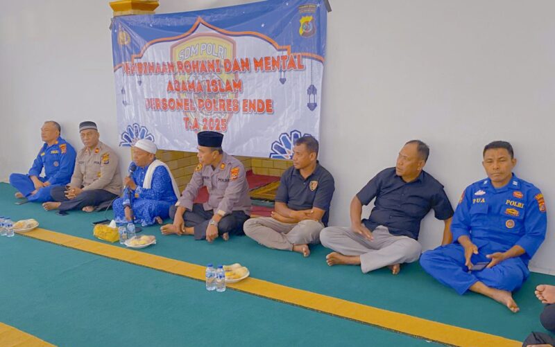Polres Ende Gelar Kegiatan Pembinaan Rohani dan Mental di Mapolres Ende (Foto: istimewa)
