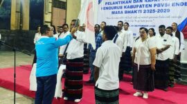 Pelantikan pengurus PBVSI Kabupaten Ende masa bakti 2025-2029 (Foto: Mateus Bheri/SP)