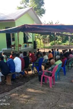 Berjuang Tanpa Gedung Gereja, Umat Paulus Rasul Lamanepa Akhirnya Punya Kapela Berkat Simon Petrus Kamlasi