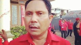 Ketua DPD PDI Perjuangan NTT, Yunus Takandewa (Foto: Mateus Bheri/SP)