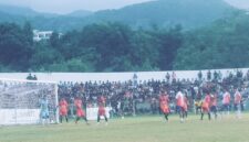 Pertandingan putaran kedua penyisihan grup A ETMC 2025, Perse Ende versus BMU Alor Pantar (Foto: Mateus Bheri/SP)