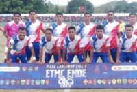 Kesebelasan Perse Ende siap-siap mengikuti pertandingan sepak bola melawan BMU Alor (Foto: Mateus Bheri/SP)