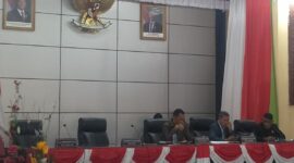 Rapat Paripurna Interpelasi DPRD Kabupaten Ende (Foto: Mateus Bheri/SP)