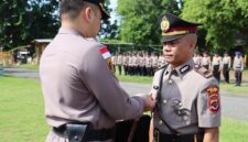 Upacara Serah Terima Jabatan (Sertijab) Kasat Lantas Polres Ende (Foto: Mateus Bheri/SP) 
