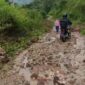 Jalur jalan dari Desa Tani Woda, Rutujeja, Detuara, dan Tiwusora, Kecamatan Lepkes, Kabupaten Ende, NTT yang dalam keadaan rusak parah (Foto: Mateus Bheri/SP)