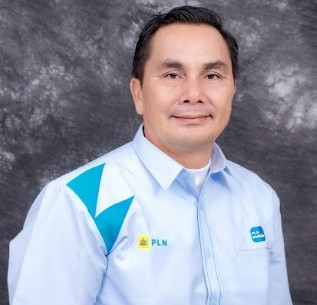 Manajer PLN ULP Ende, Immer R. Pakpahan (Foto: Istimewa)