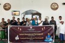 Pose bersama Komisioner KPU Ende bersama Tokoh Agama dan Umat Muslm usai kegiatan sosialisasi dan pendidikan pemilih di Masjdi Baiturrahim Puudhombo Nangaba (Foto: Istimewa)