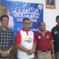 Foto bersama Wakil Bupati Ende, Dominikus Minggu Mere (tengah) usai melaunching Festival Olahraga Usia Dini  (Foto: Mateus Bheri/SP)