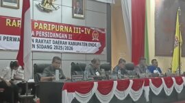 Rapat Paripurna DPRD Ende dengan agenda penyampaian laporan hasil pembahasan dan rekomendasi DPRD Ende atas laporan pertanggung jawaban LKPJ Bupati Ende tahun anggaran 2025 (Foto; Mateus Bheri/SP)