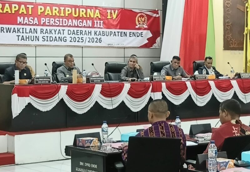 Rapat Paripurna IV Masa Persidangan III DPRD Kabupaten Ende (Foto: Mateus Bheri/SP)