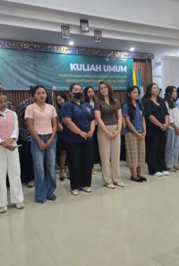 Universitas Dhyana Pura Bali Tradisi Ora et Labora Lewat Ibadah Rabuan