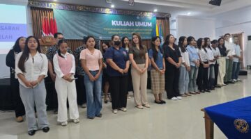Universitas Dhyana Pura (Undhira) Bali menjaga ritme spiritualitas warga akademiknya melalui ibadah rabuan. Foto : Dok Undhira Bali