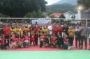 Foto bersama tim bola voli putra yang akan bertanding pada laga perdana (Mateus Bheri/SP)