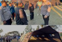 Kapolres Ende meninjau Langsung korban bencana gempa di Maukaro Ende (Foto: Mateus Bheri/SP)