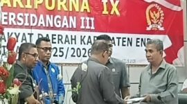 Rapat Paripurna DPRD Kabupaten Ende (Foto: Mateus Bheri/SP)