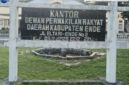 Kantor DPRD Kabupaten Ende (Foto: Mateus Bheri/SP)