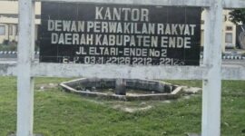 Kantor DPRD Kabupaten Ende (Foto: Mateus Bheri/SP)