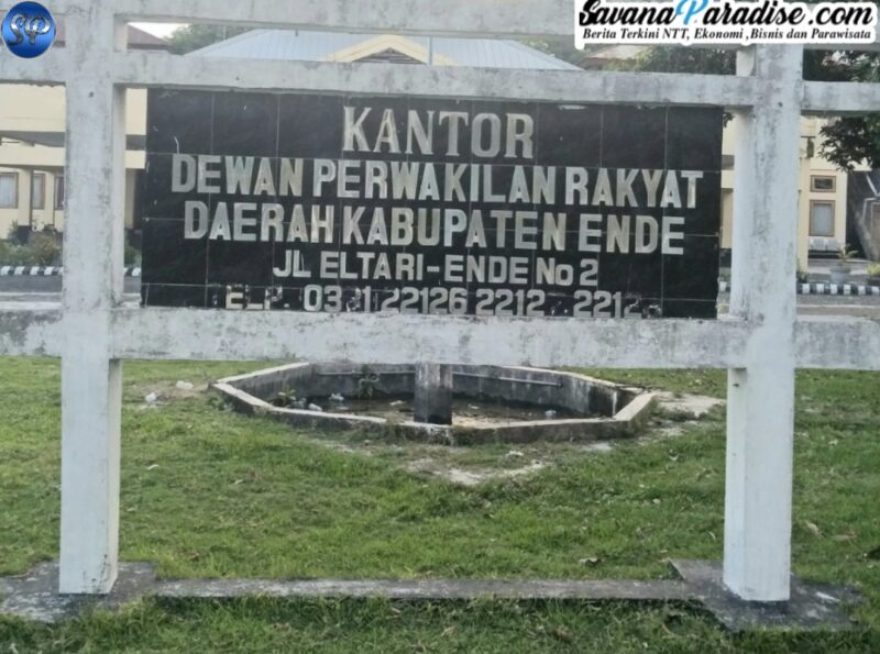 Kantor DPRD Kabupaten Ende (Foto: Mateus Bheri/SP)