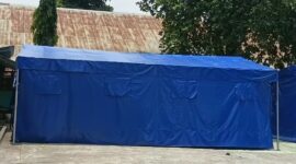 Tenda Darurat yang diadakan penyedia untuk salah satu sekolah di Kabupaten Ende (Foto: Mateus Bheri/SP)